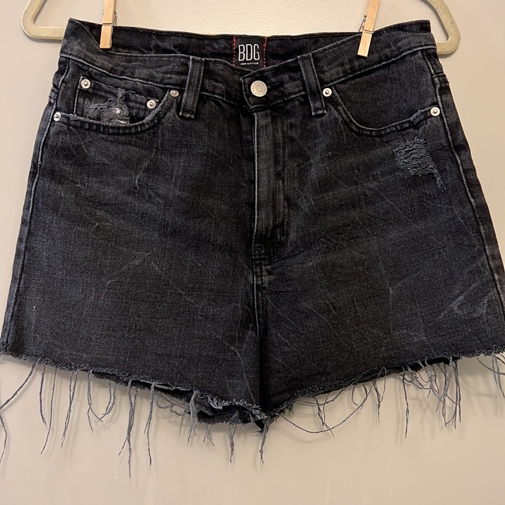 BDG Girlfriend High-Rise shorts